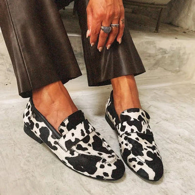 Elegant Animal Print Loafers