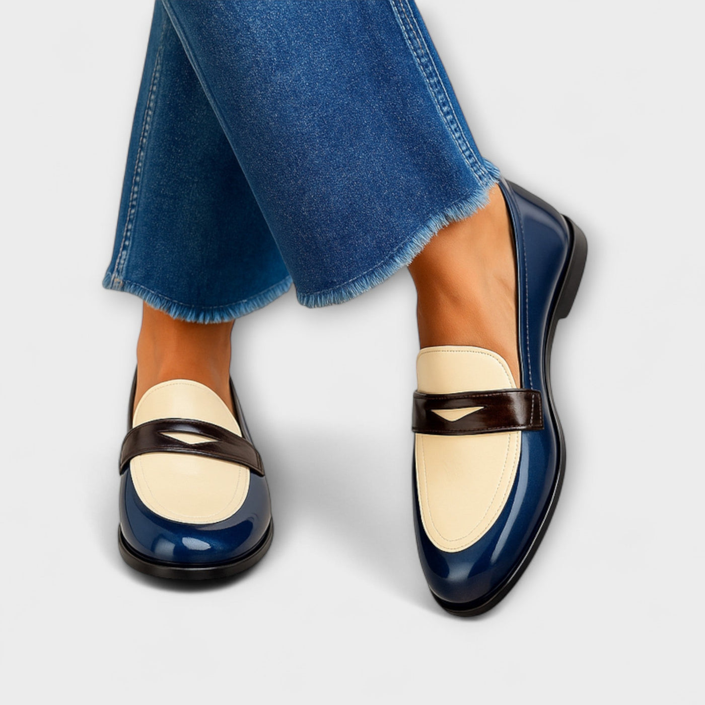 Alya - Contrast Loafers