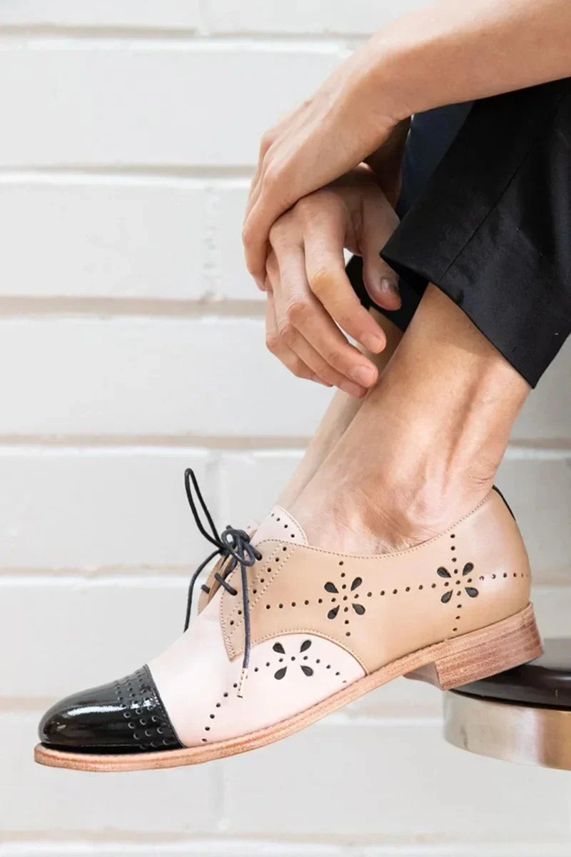 wo-Tone Oxford Shoes