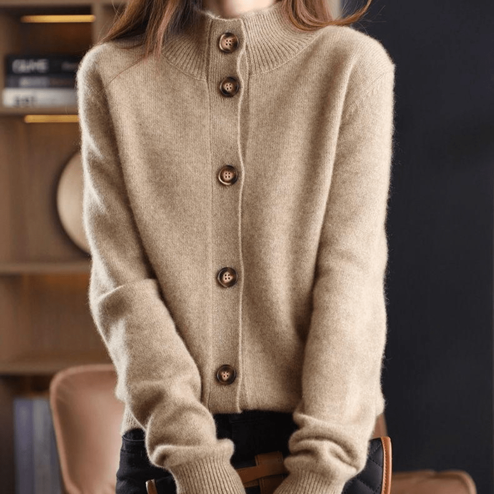 Hannah - Luxurious Cashmere Knit Cardigan